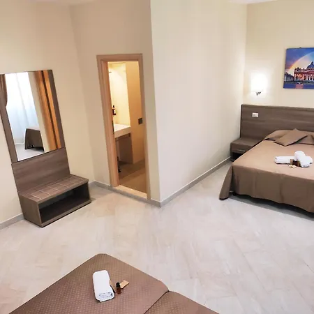 Luxury - Experience Rom